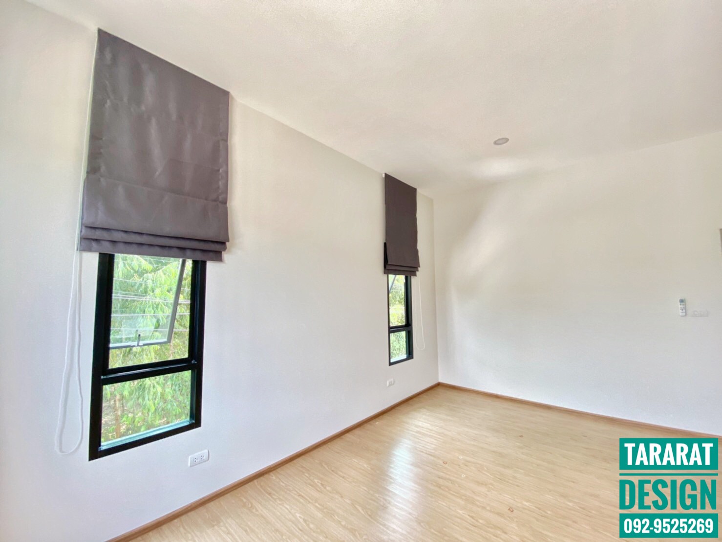 ม่านพับ