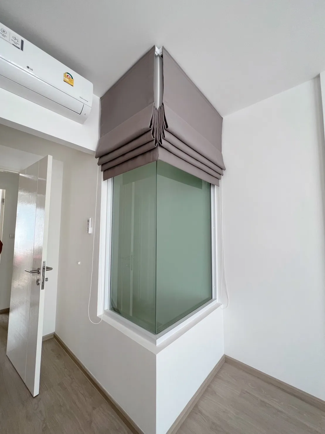 Gallery image 6